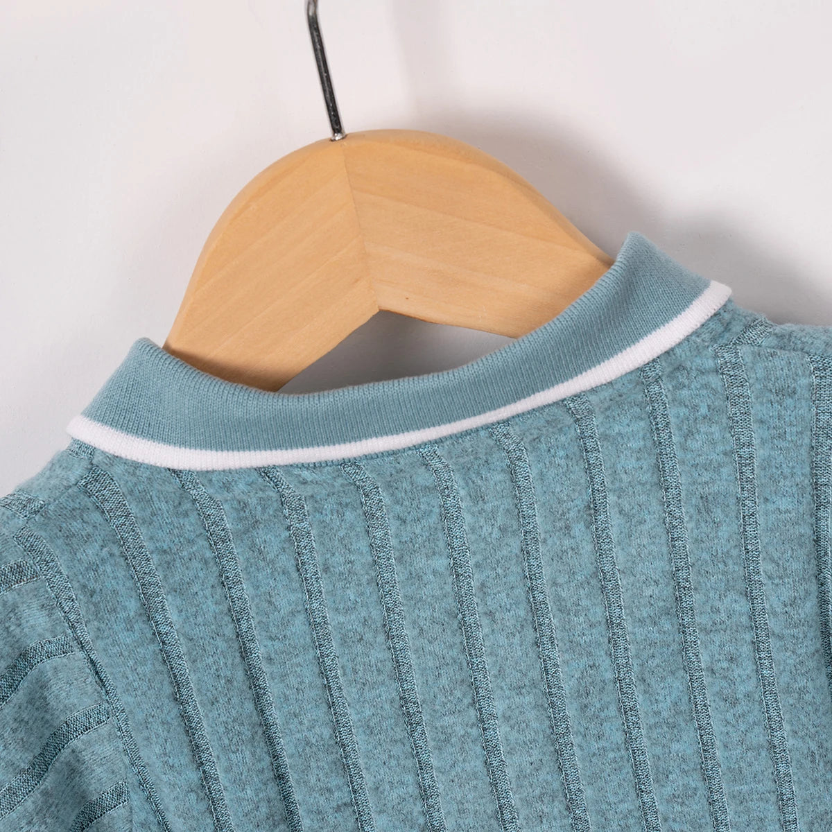 Boys' summer short-sleeved shorts set with British style collar and ribbed set for daily wear or going out