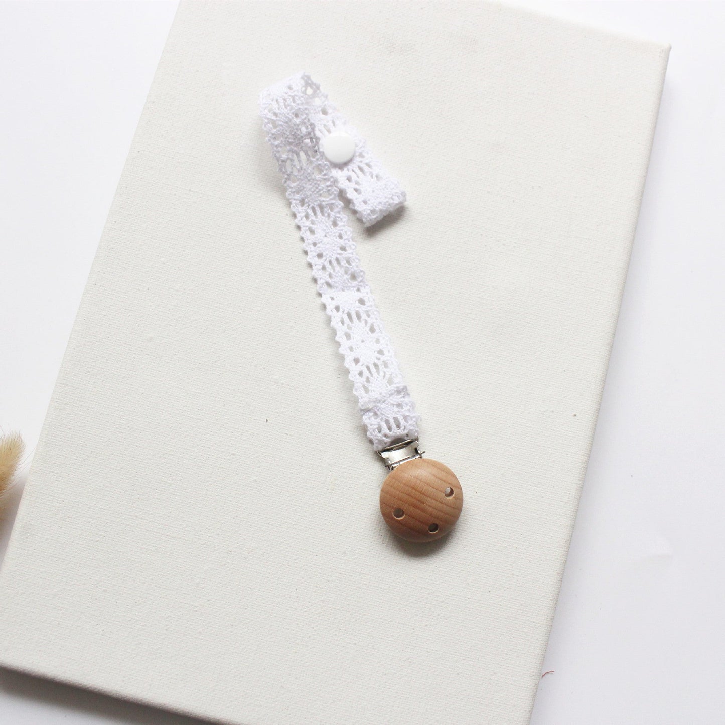 Ins Baby Pacifier Clip Teeth Glue Anti-lost Chain